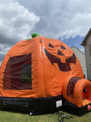 IMG 9689 1750860397 XL Pumpkin Bounce House